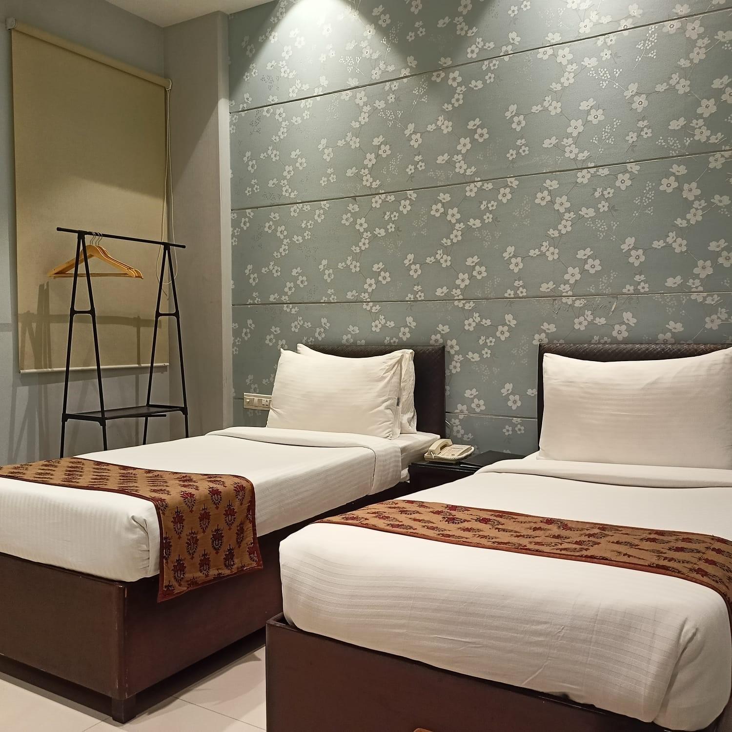 Cosy Grand, Chanakyapuri By The Cosy Hotels Нью-Делі Екстер'єр фото